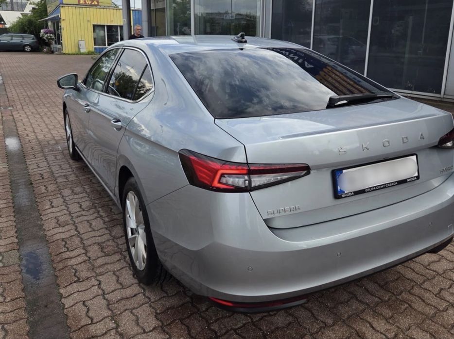 Wynajem Skoda Superb 1.5 Tsi
