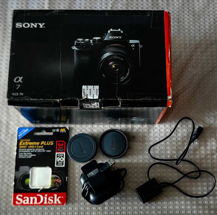 SONY ALPHA 7 ILCE-7K avec 7 baterie, SD 64GB, 28-80