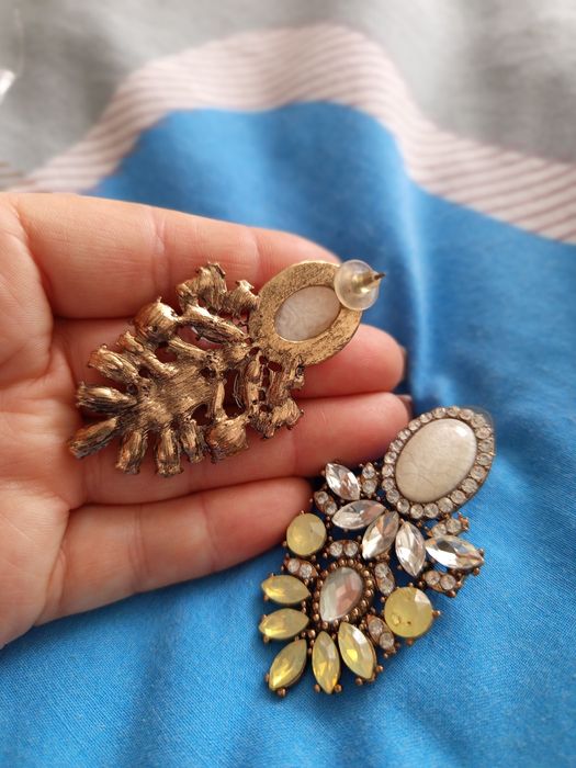 Сережки шикарні та брош біжутерія