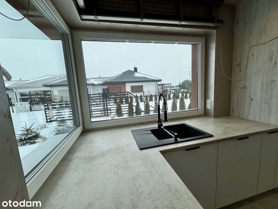 Gotowy do zamieszkania! Nowoczesny dom 134 m² w Tomaszowicach