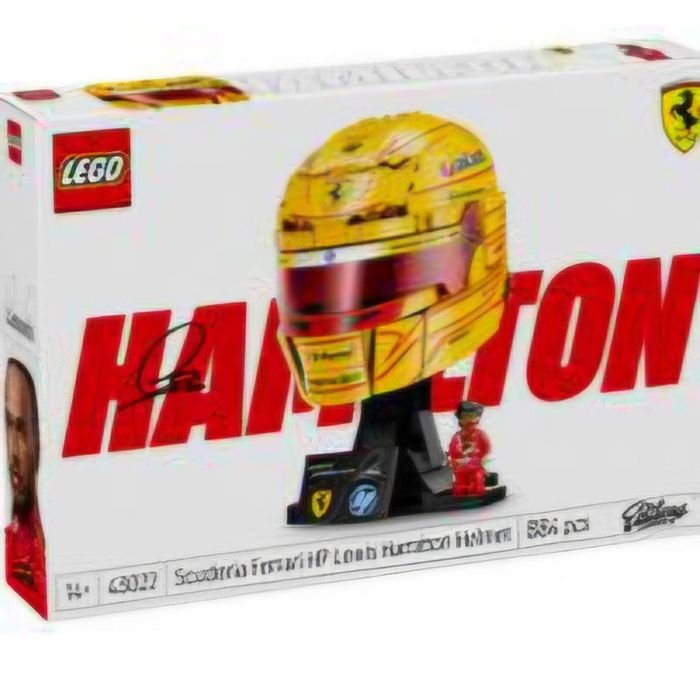 Lego 43022 Hamilton Ferrari