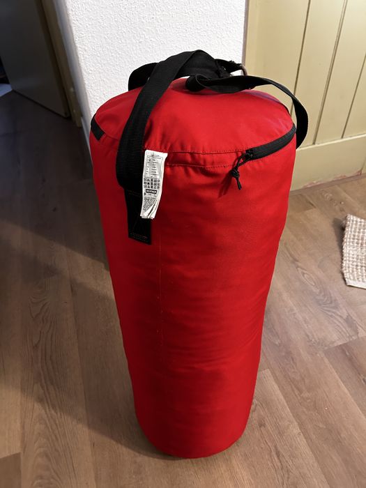 Saco de Boxe Outshock com Suporte – bom Estado