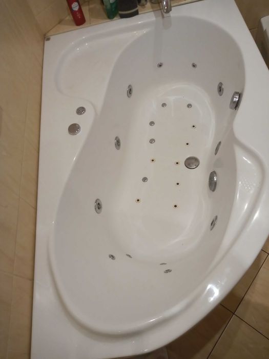 Wanna z hydromasażem