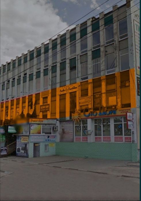 Сдам 2 этаж в центре города