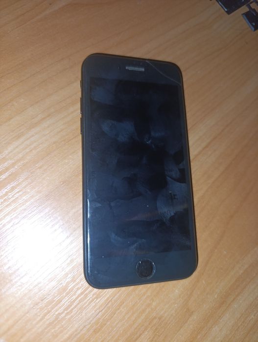 .iPhone 7 128gb.