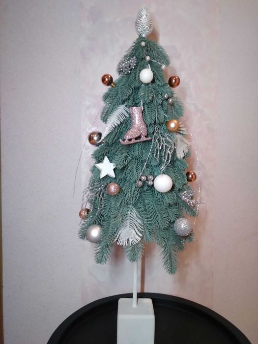 Новорічна ялинка, Ноаогодняя елка