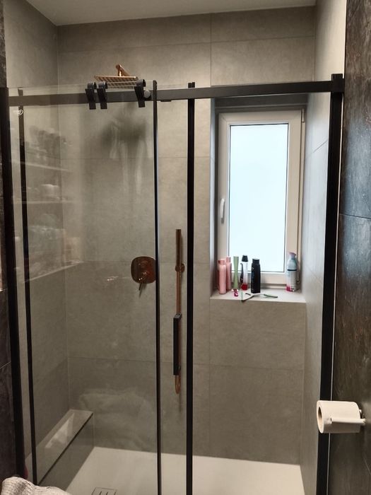 Glazurnik glazurnictwo płytki łazienki remonty projekt łazienki