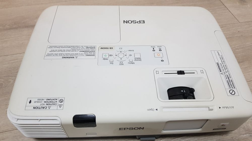 Проектор EPSON EB-1940W  EB-1925W