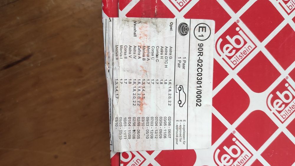 Tarcze hamulcowe przód Febi Bilstein 17211 Opel Zafira