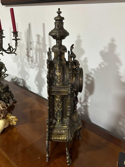 Relógio em cobre
