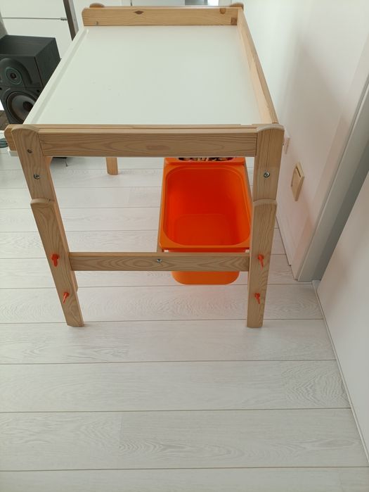 Secretária em madeira