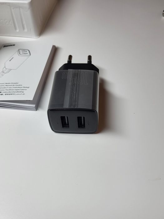 Baseus ładowarka 10.5W kolor czarny.