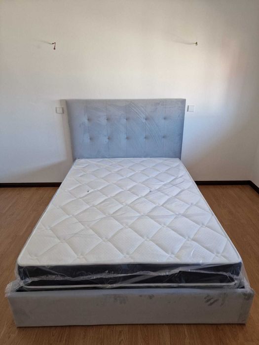 Camas de Casal Estofadas de Luxo 199€ Disp. em Várias Cores! 190x140m!