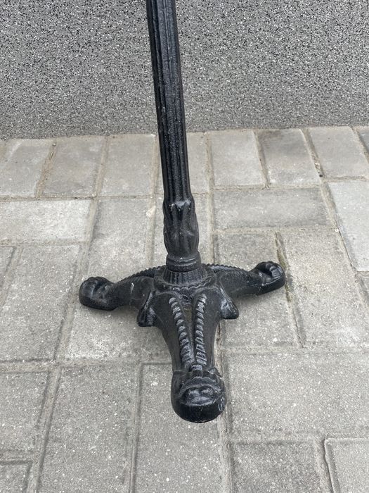 Stolik żeliwny blat matowy szatyna