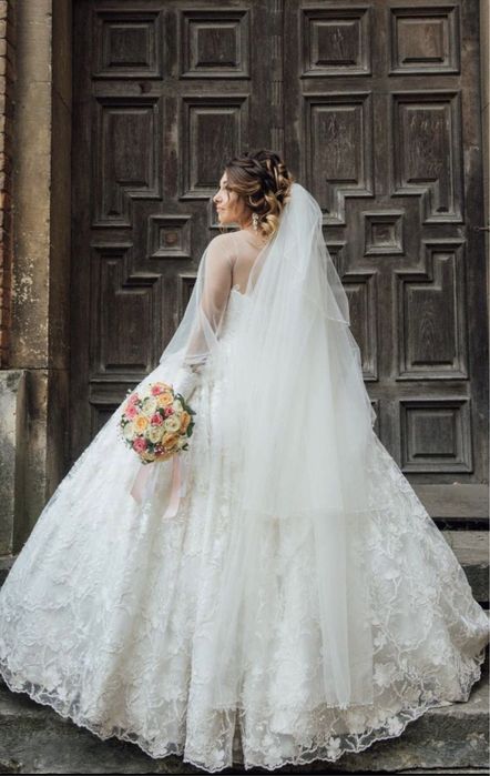 Весільне плаття