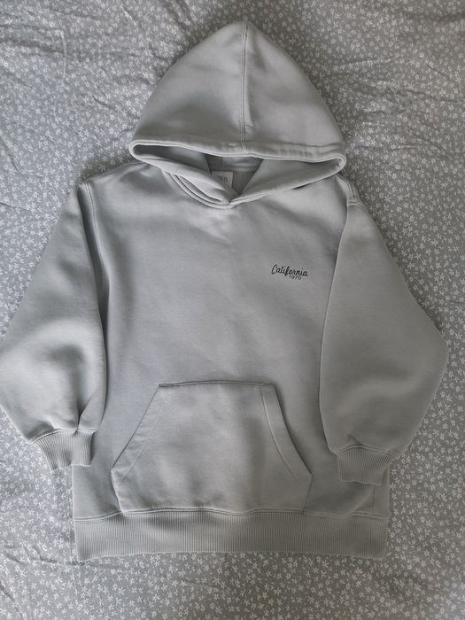 Zara bluza kangurka, z kapturem