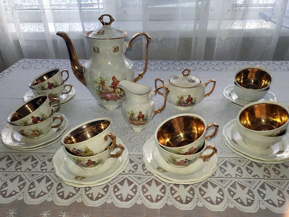 Чайно-кофейний сервіз на 12 персон Walbrzych