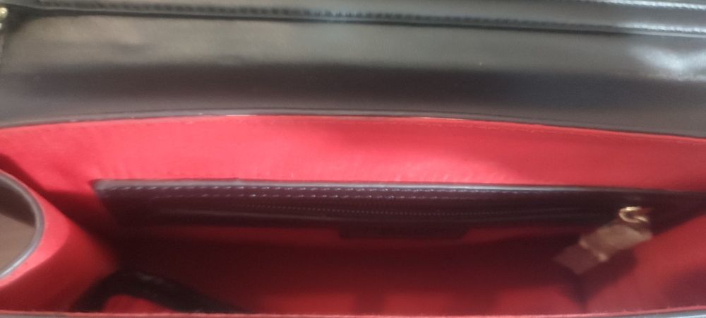 Vendo carteira preta