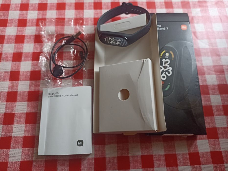 Xiaomi Mi  Bend 7 б/в смарт годинник