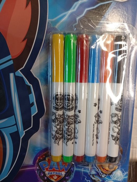 Kolorowanka Chase + mazaki i naklejki Psi Patrol Wielki film