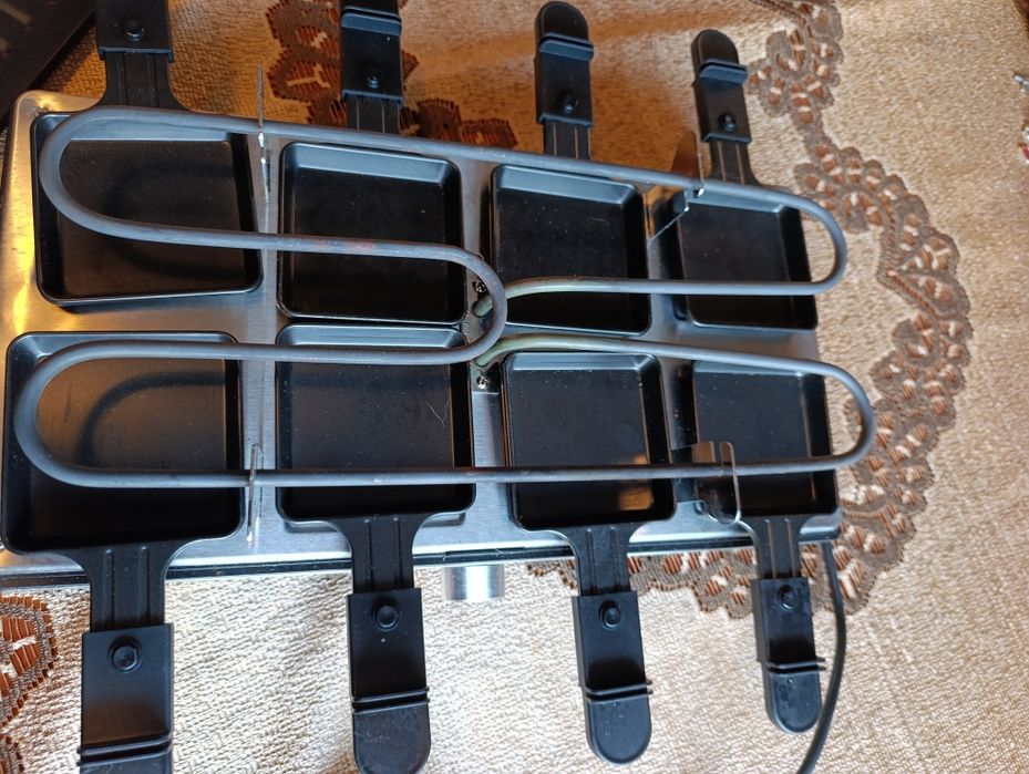 Grill elektryczny Raclette