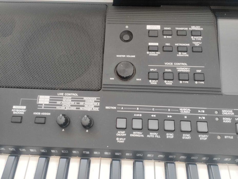 Teclado Yamaha PSR-E-463