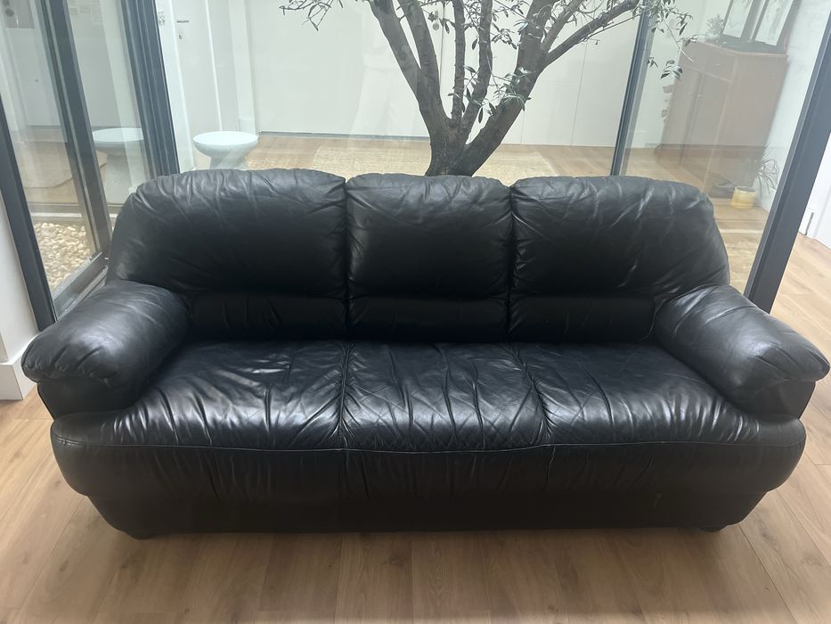 Dois Sofas De pele para venda