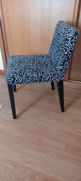 Conjunto 4 cadeiras para desocupar
