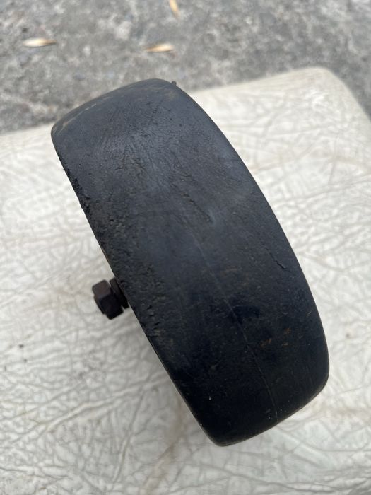 Колесо с литой резиной 15.5см/5.5см на тележку тачку усиленное мощное