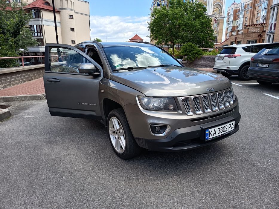 Jeep Compas 2.4 газ/бензин