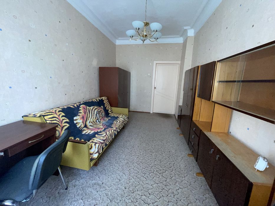 Продам 2 комн. квартиру с ремонтом