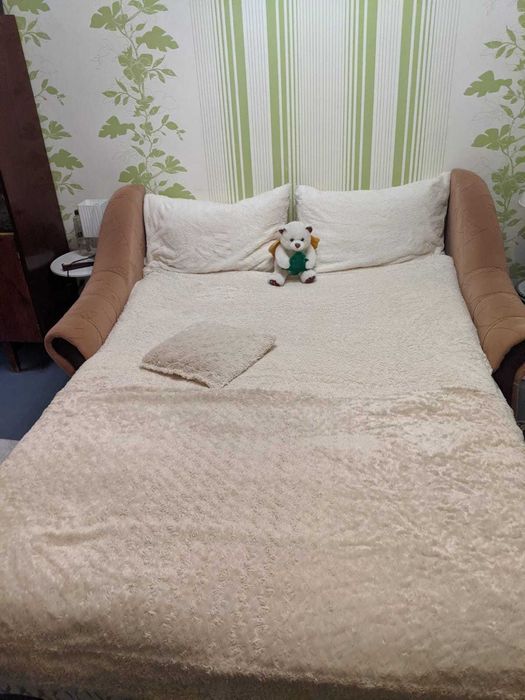 Продам диван та крісло