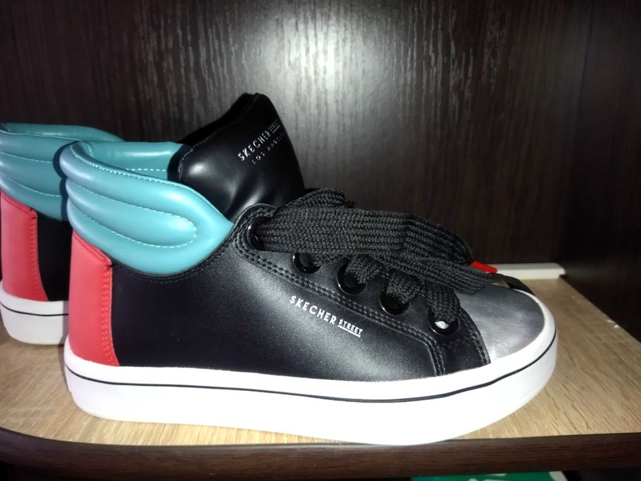 Skecher кеди,Los Angeles