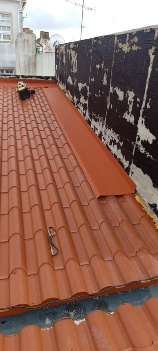 Reparação e Limpeza de telhados - Construção Civil