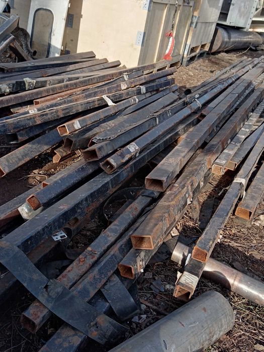 Труба  профильная 40х40 мм.