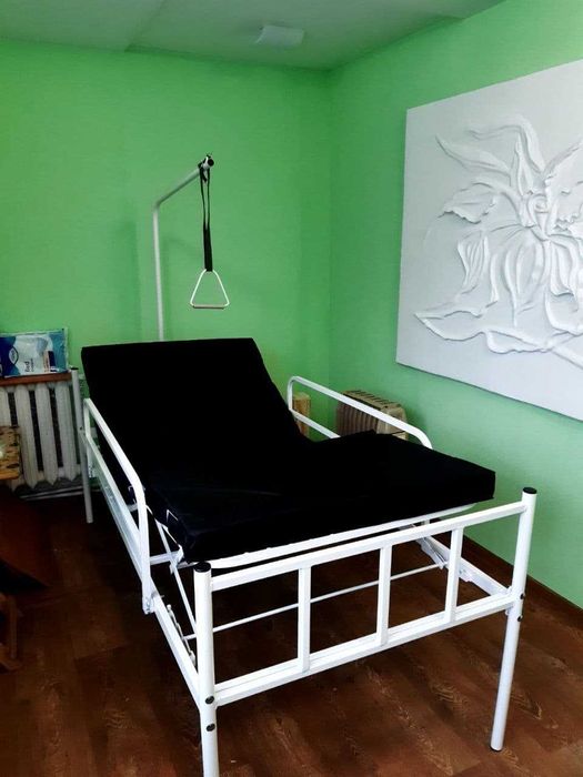 Медичне ліжко для лежачих хворих, Ліжко для лікарень