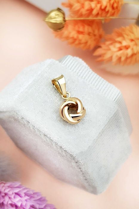 Złota zawieszka do łańcuszka poczwórna pętelka pr. 585