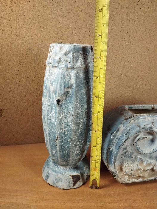 Floreira e Jarra em Ferro Fundido Antigo