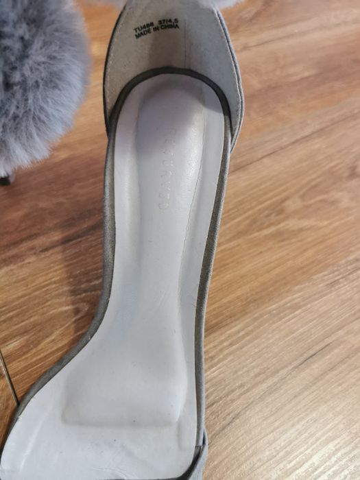 Buty na obcasie sandały na szpilce szpilki sandałki Reserved 37