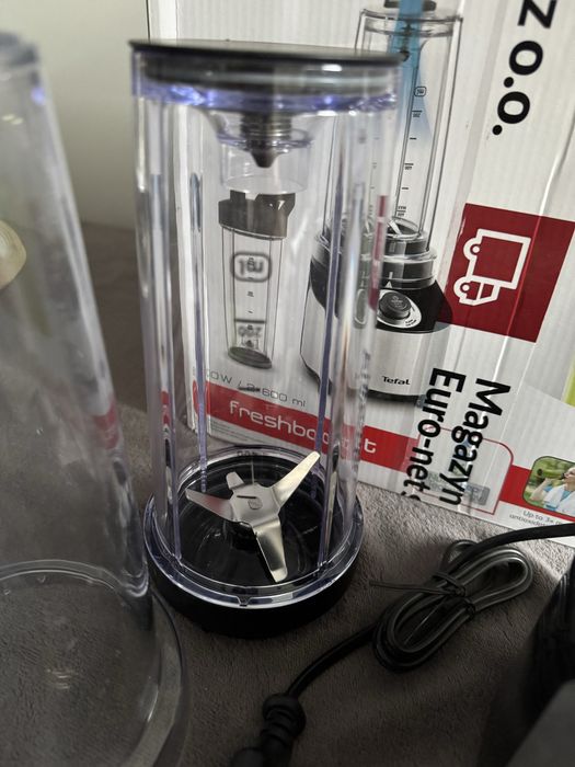 Blender Kielichowy Tefal 800W + bidon 0,6L