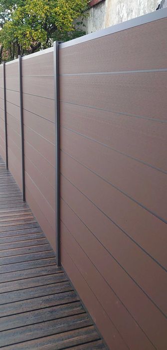 Ogrodzenie kompozytowe WPC Panelowo - aluminiowe