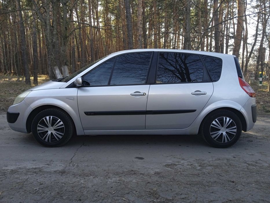 Мінівен Renault Scenic II 1.6 ГАЗ – БЕНЗИН 2005 року
