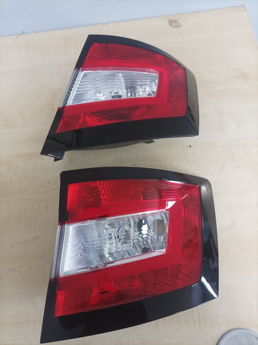 Правий задній ліхтар, Skoda Fabia 3