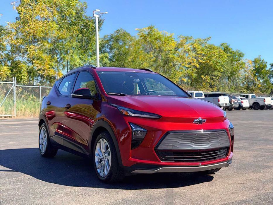 Chevrolet Bolt EUV      2023