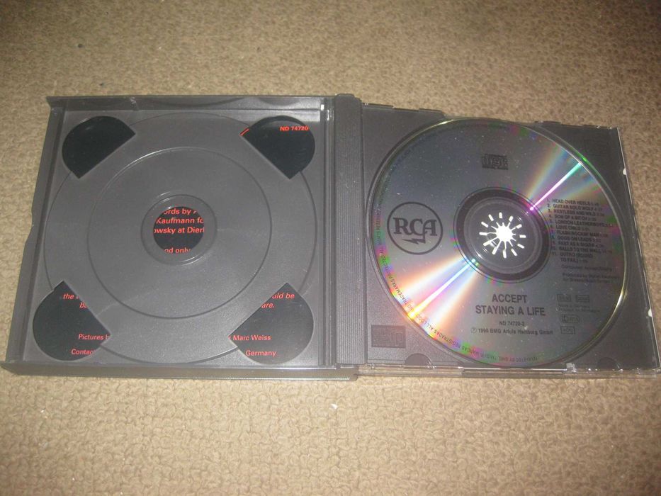 2 CDs dos "Accept"