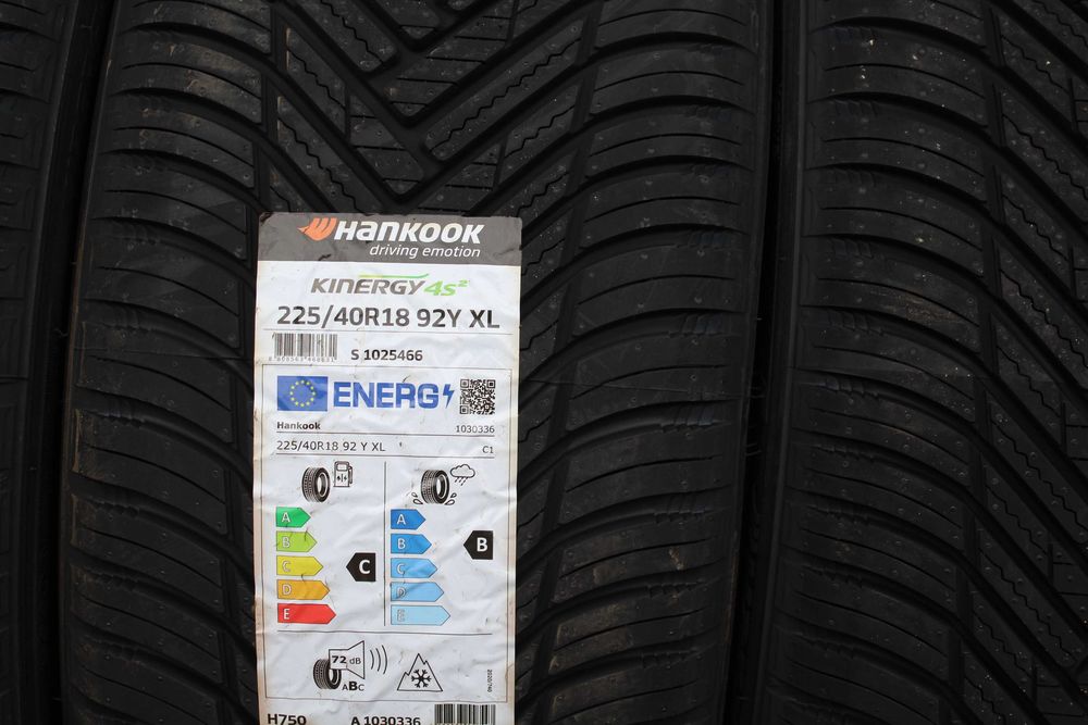 225 40 R18 Hankook Kingery 4S2