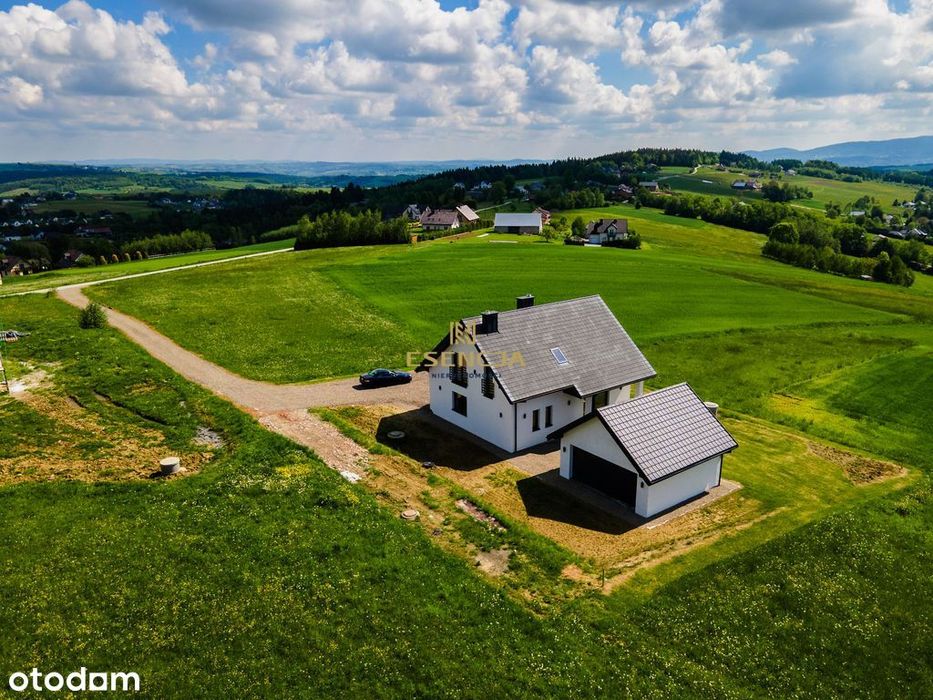 Dom wolnostojący z widokiem na góry 205 m²