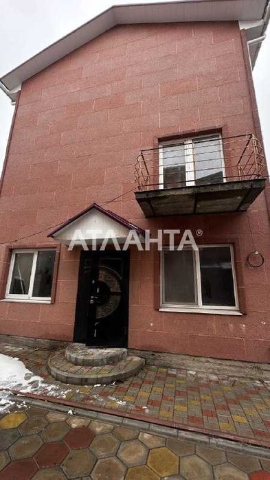 3-х этажный добротный дом, дуплекс