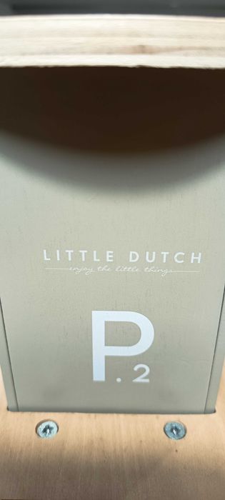Parque estacionamento Little Dutch