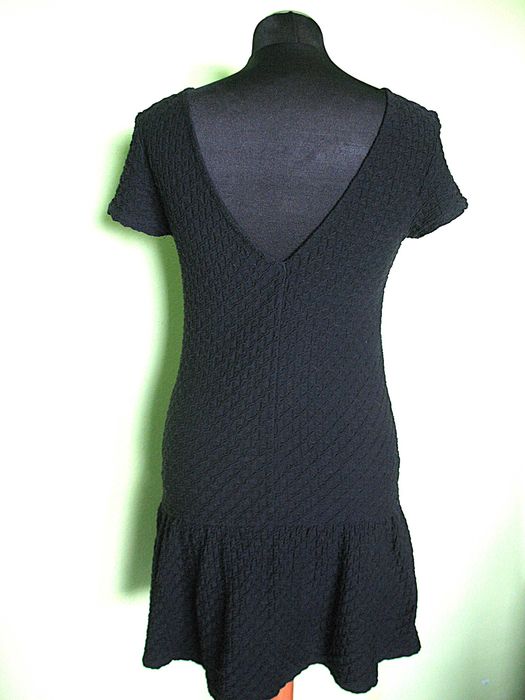 Sukienka - czarna - 40 / 42 - biust 85 - 100 cm